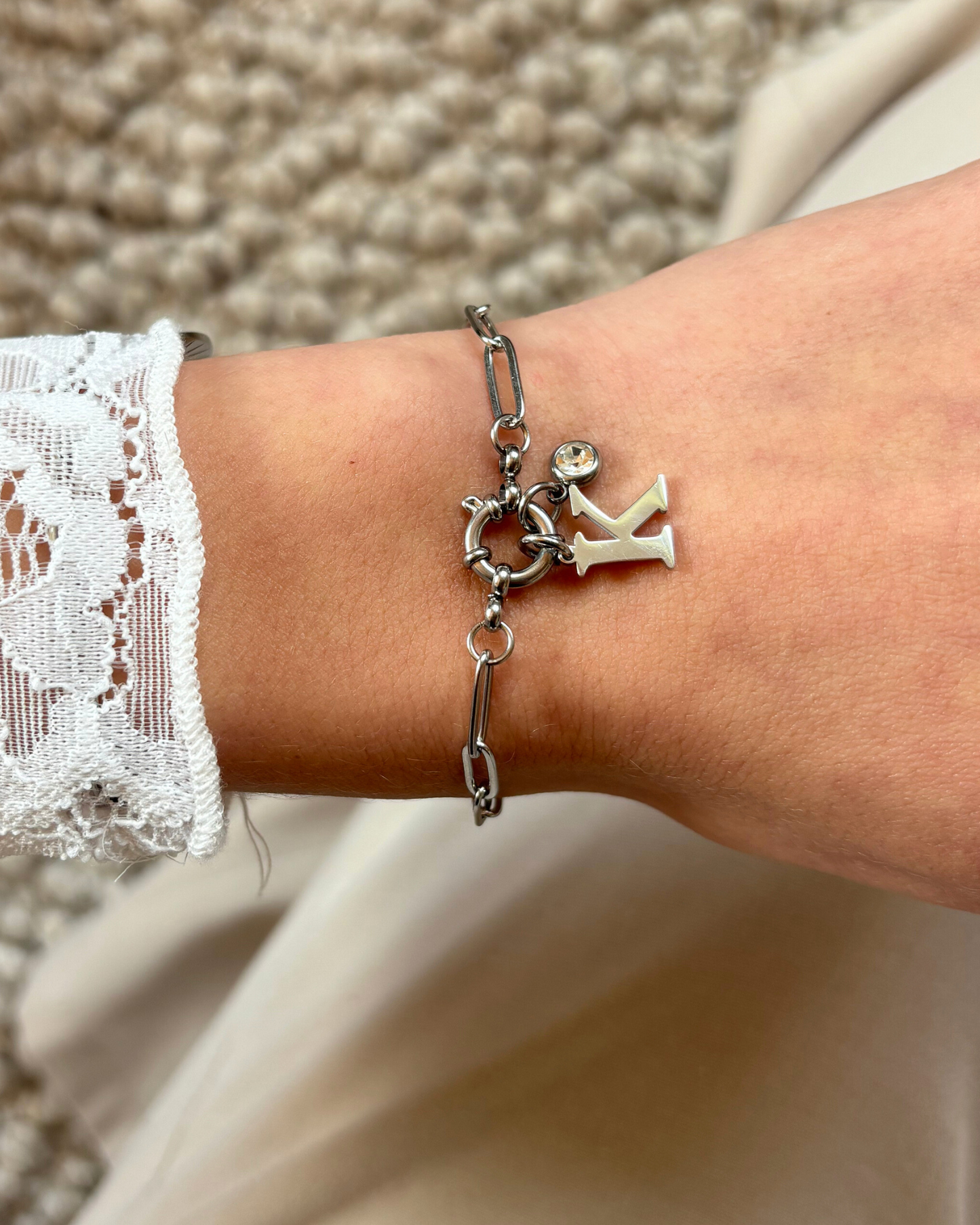 Populaire bedelcombinatie met letter - armband