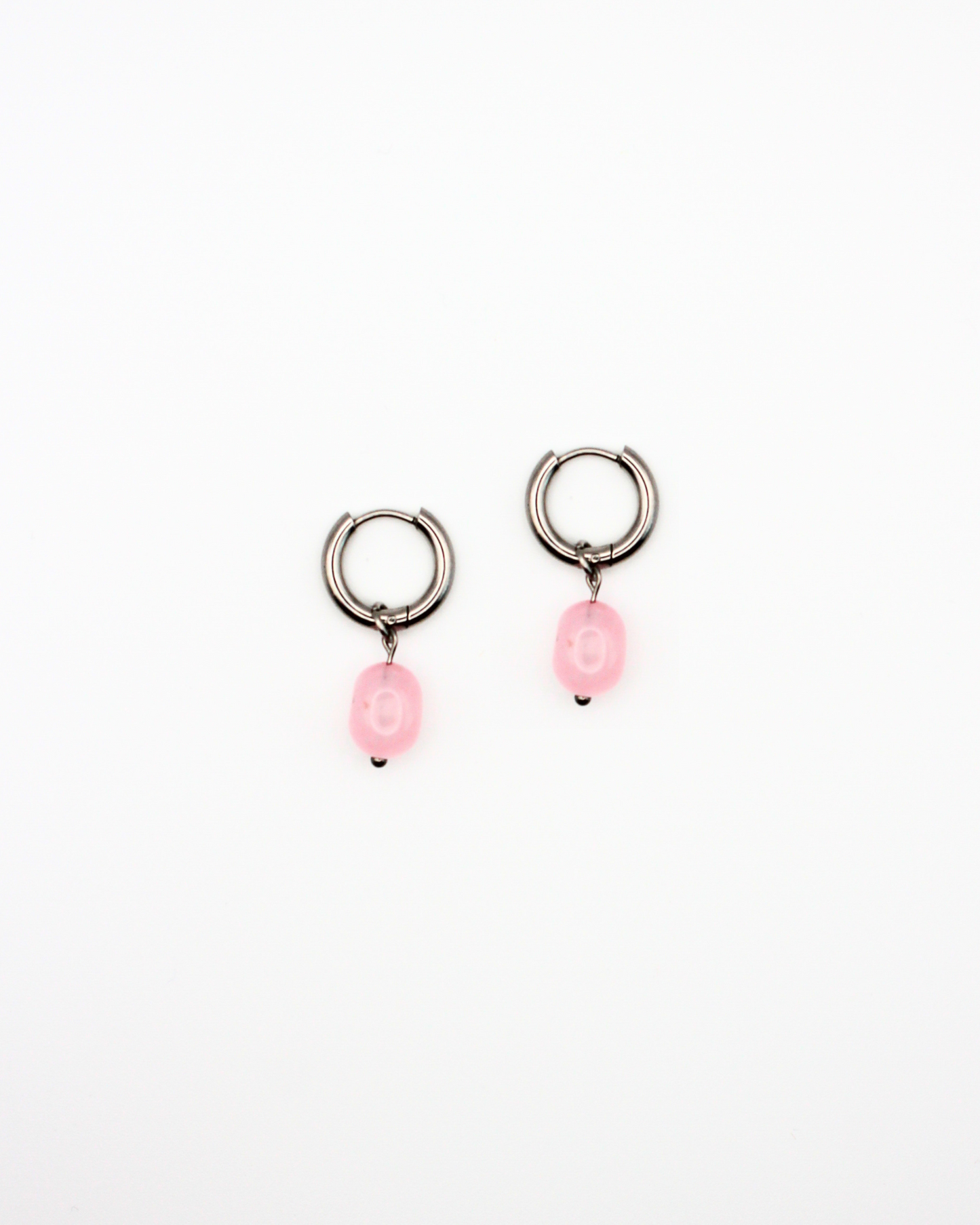 Oorbellen met roze kraal