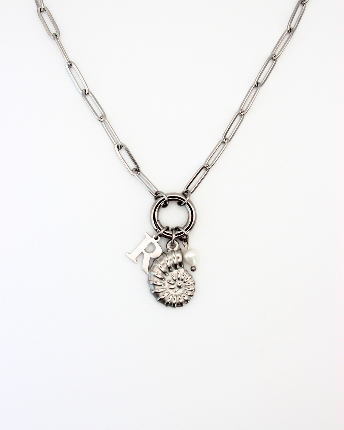 Populaire bedelcombinatie met schelp - ketting