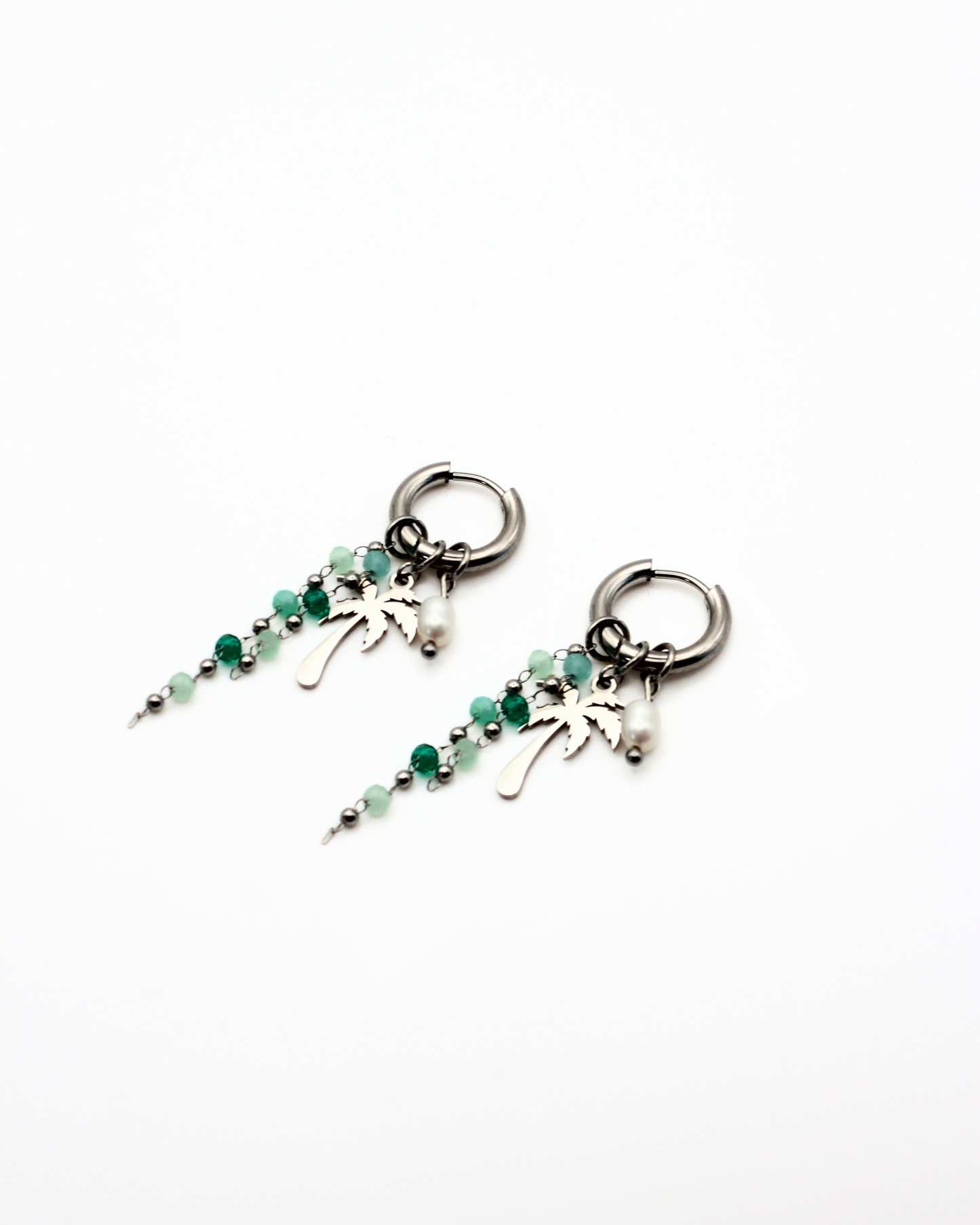 Groene oorbellen met palmboom