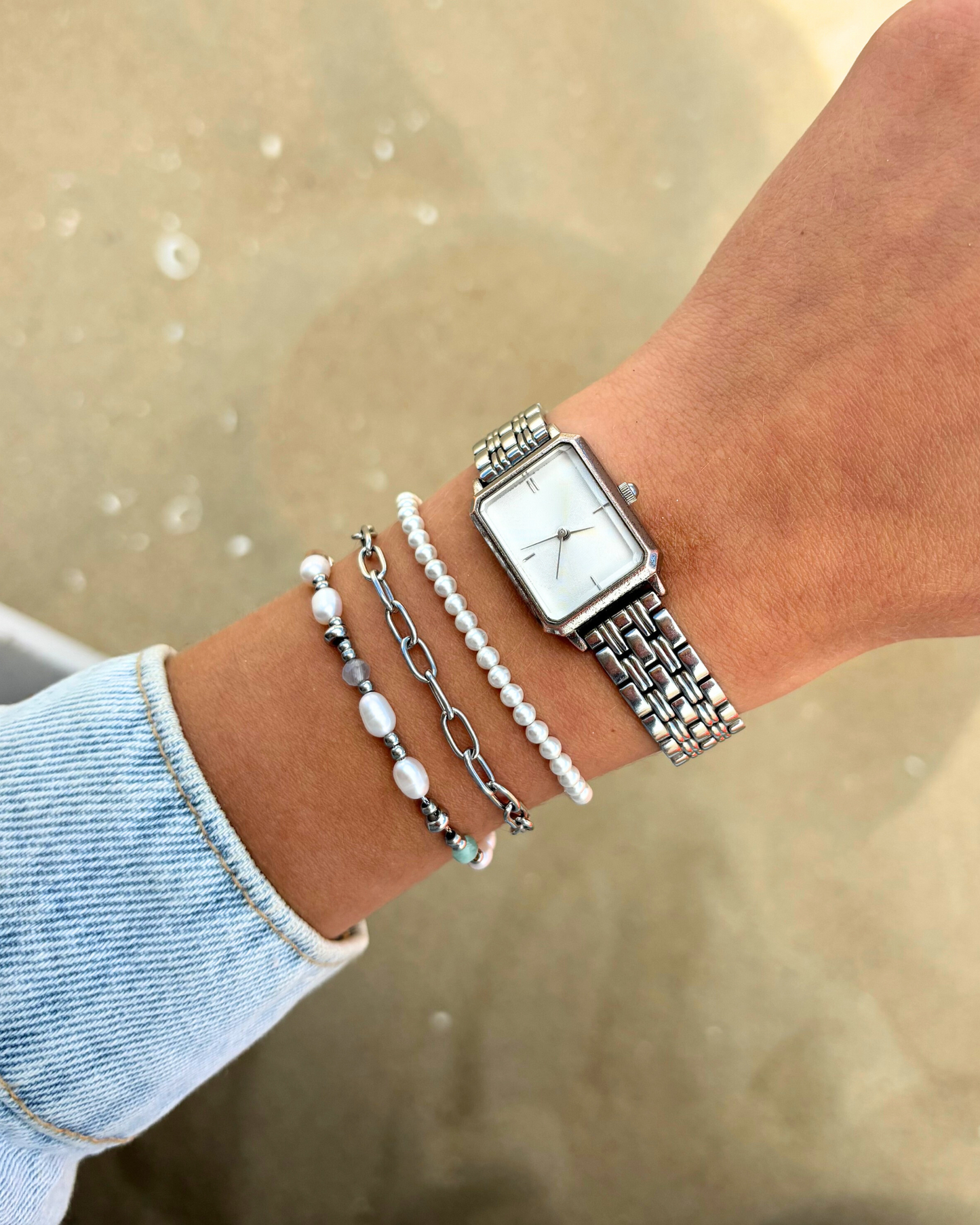 Armband met parels en gekleurde kraaltjes