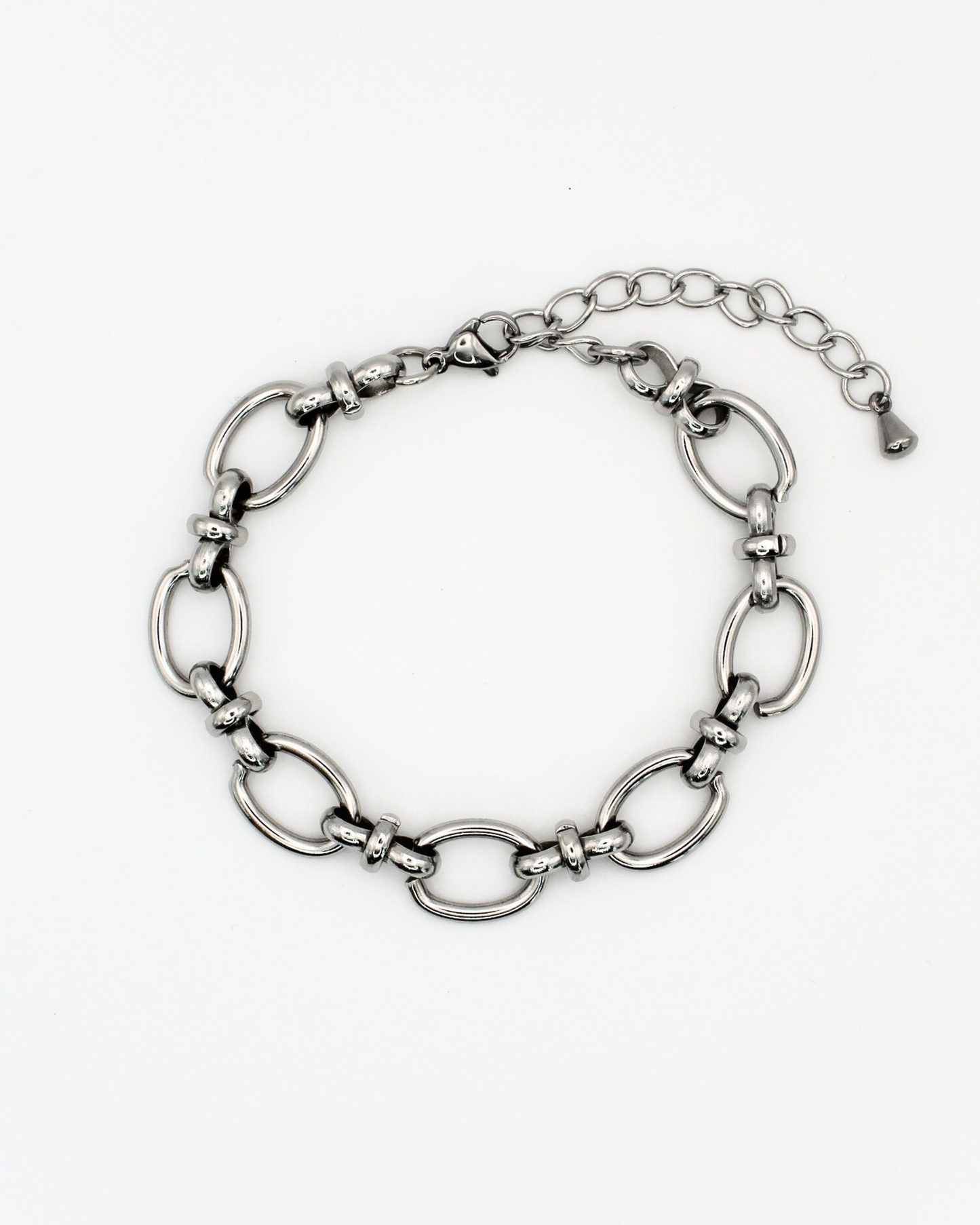 Bold armband