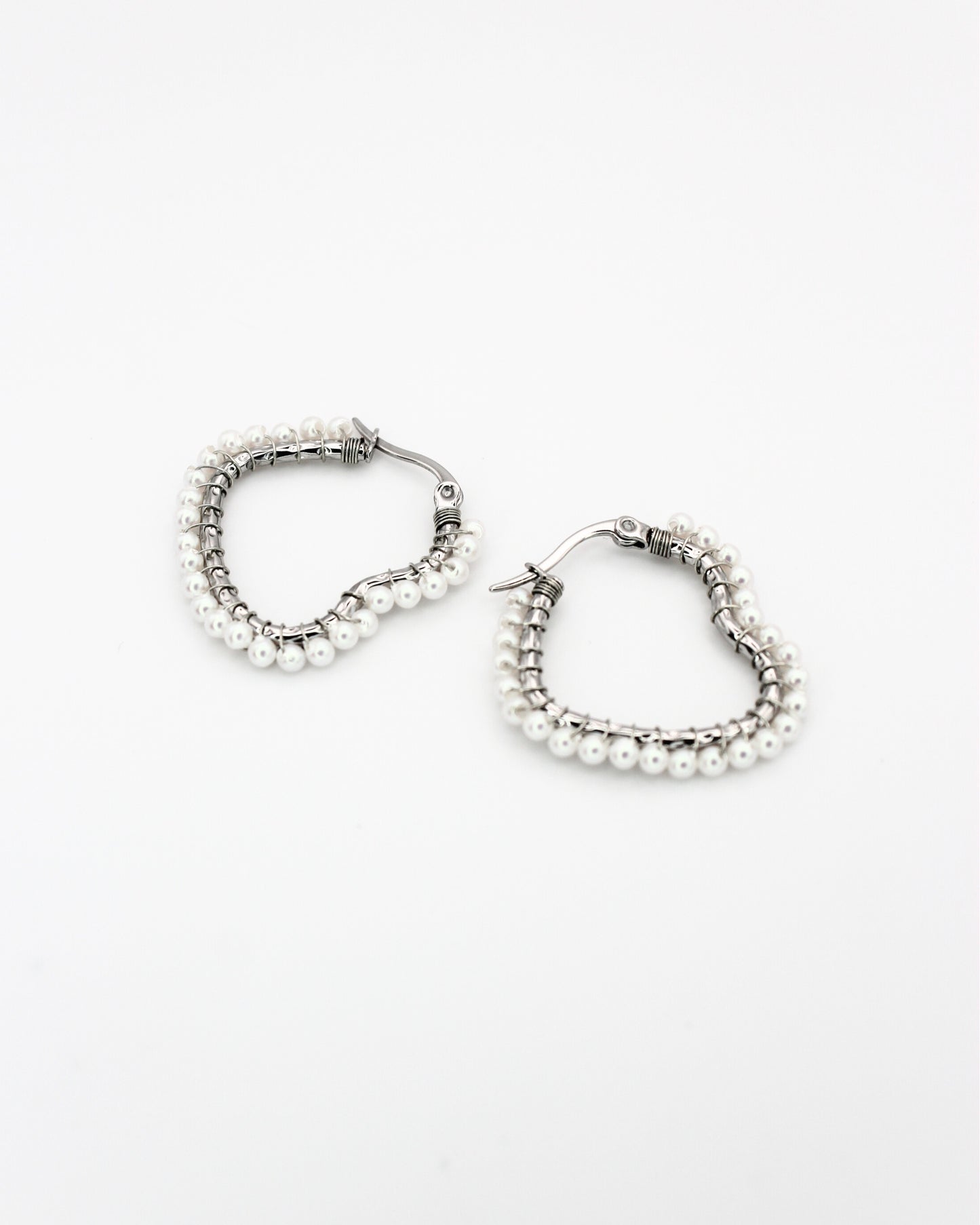 Hartjes met witte kralen