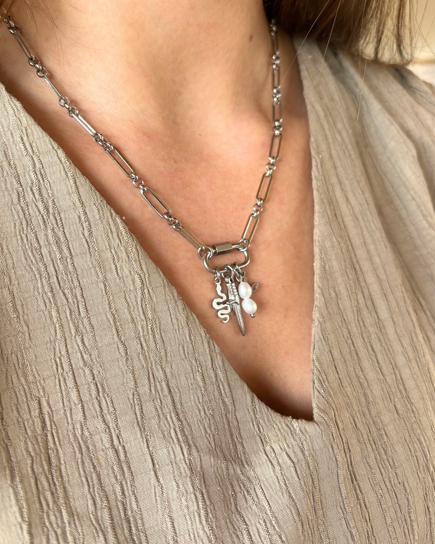 Bedel ketting/ armband - dolk