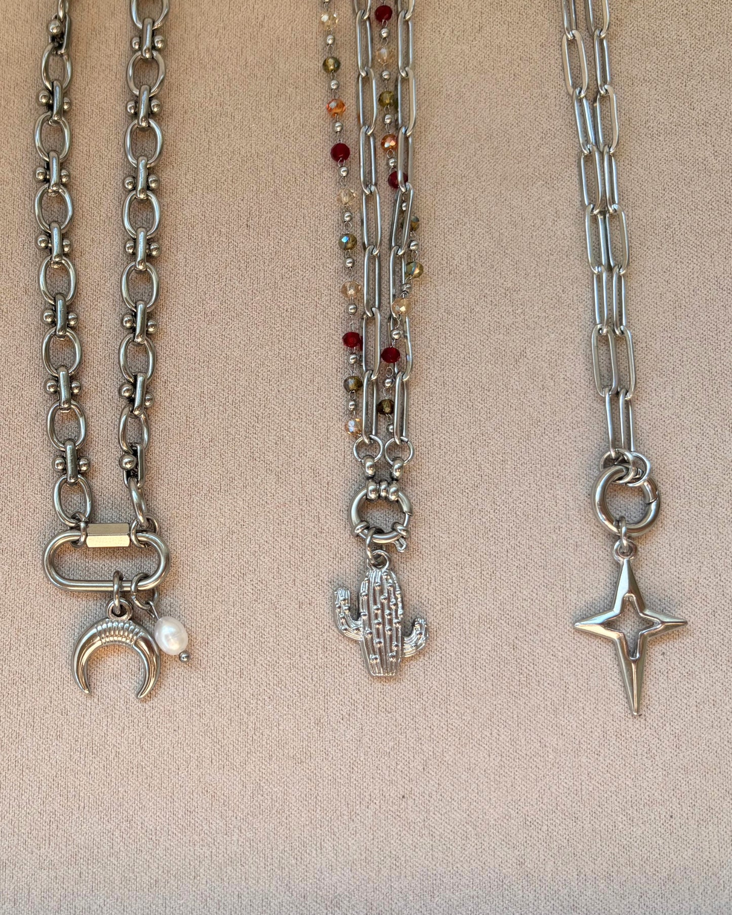 Bedel ketting/ armband - omgekeerde maan