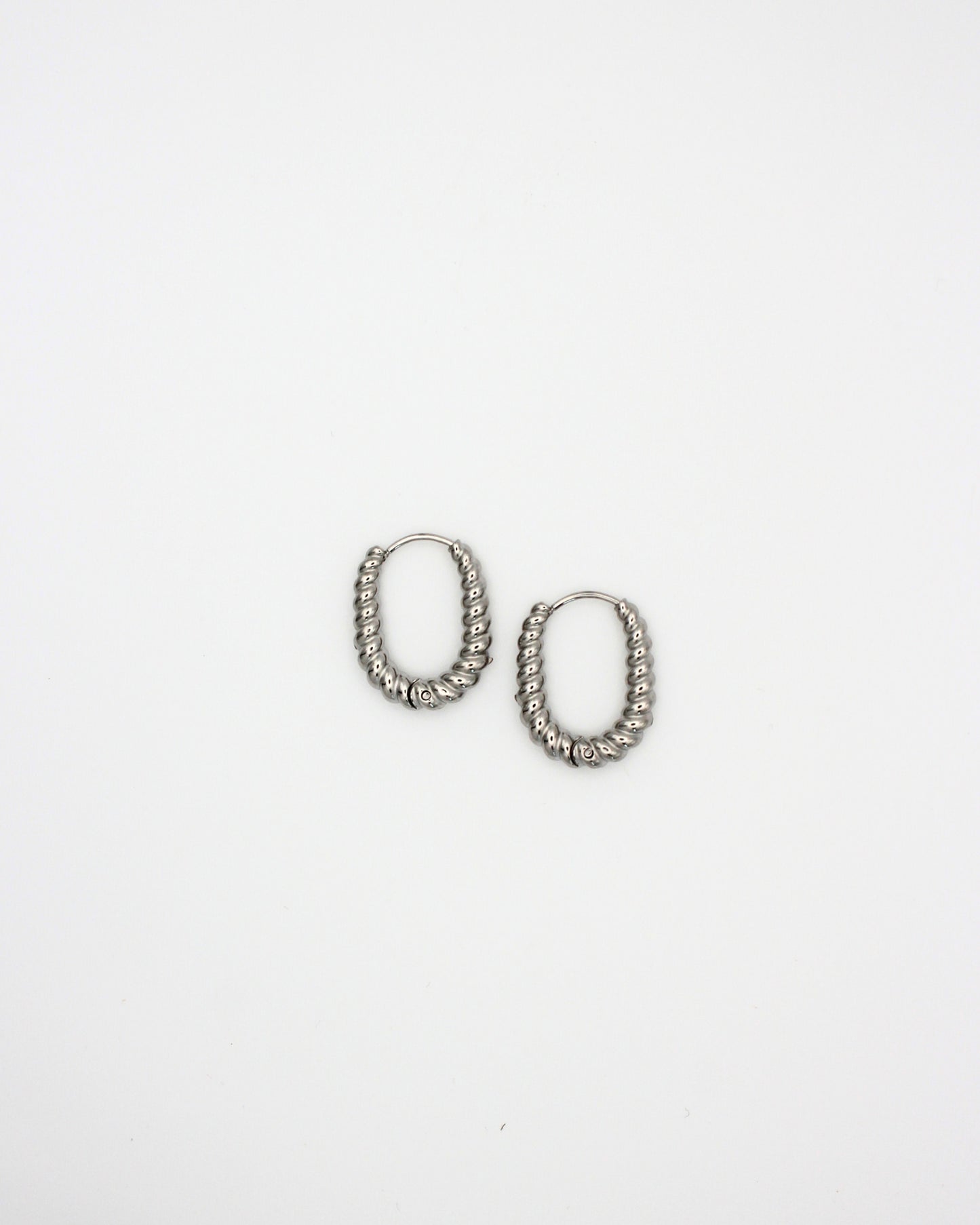 Grote ovalen oorbellen met patroon