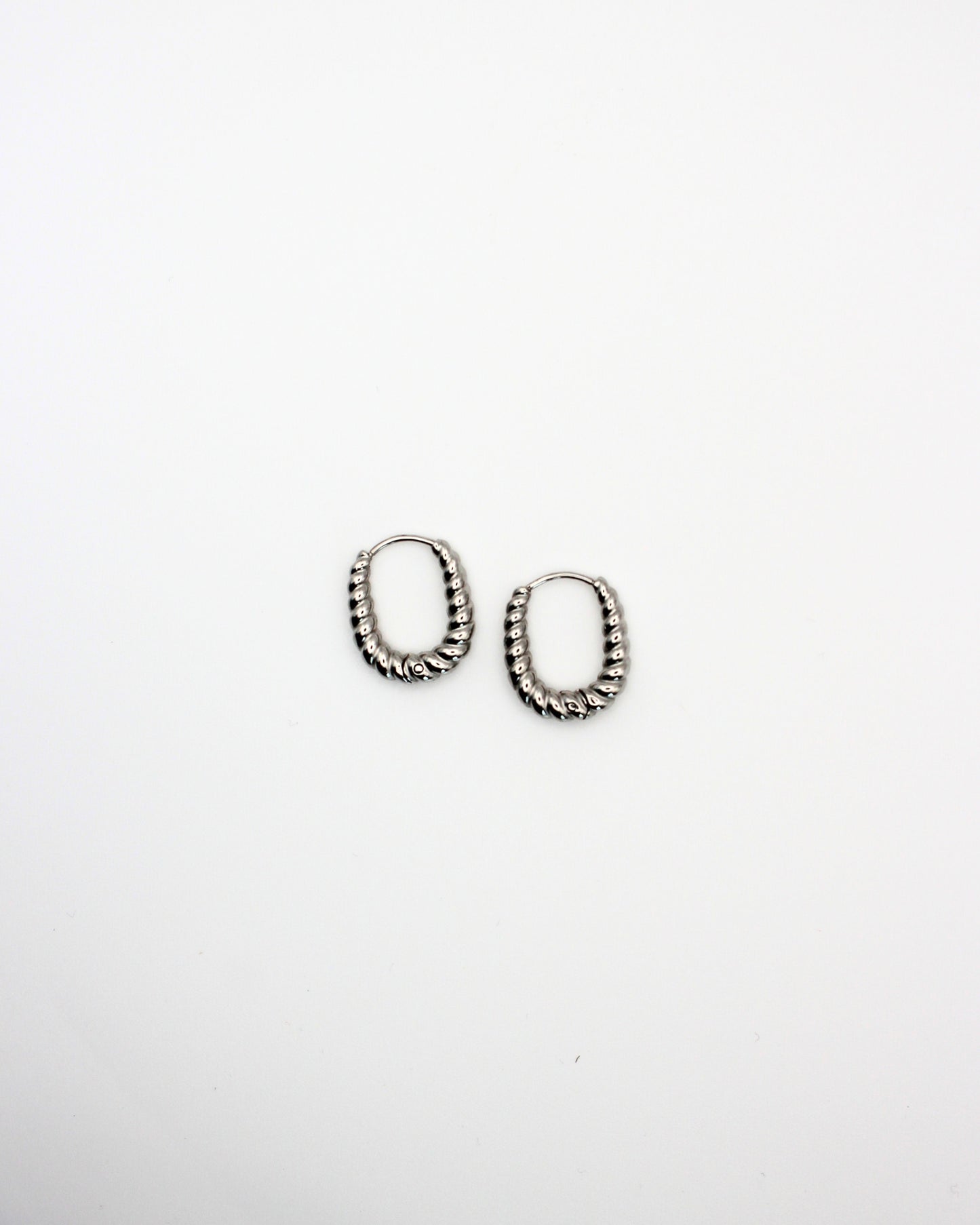 Medium ovalen oorbellen met patroon