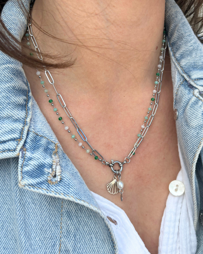 Ketting met groene kraaltjes
