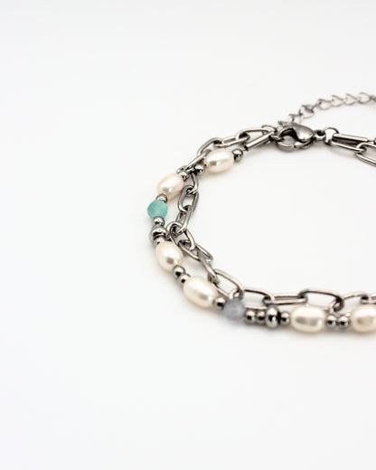 Armband met parels en gekleurde kraaltjes