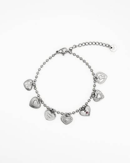 Bedelarmband met hartjes