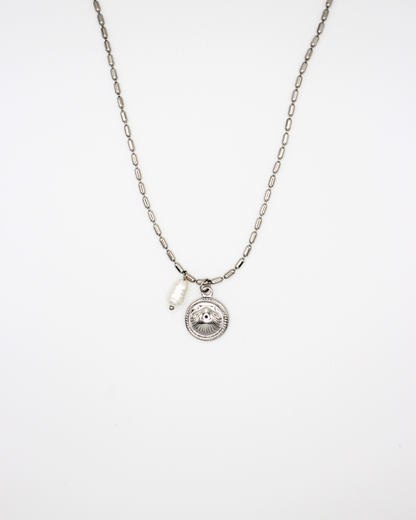 Ketting met schelp en parel