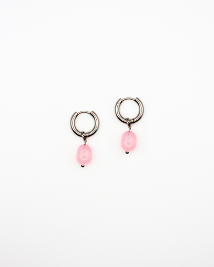 Oorbellen met roze kraal