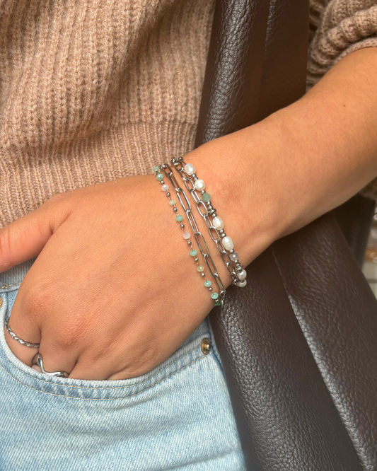 Groene en parelarmband set