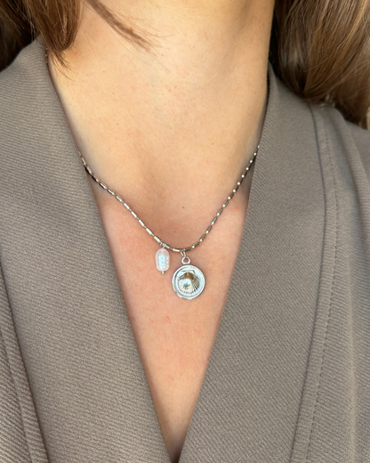 Ketting met schelp en parel