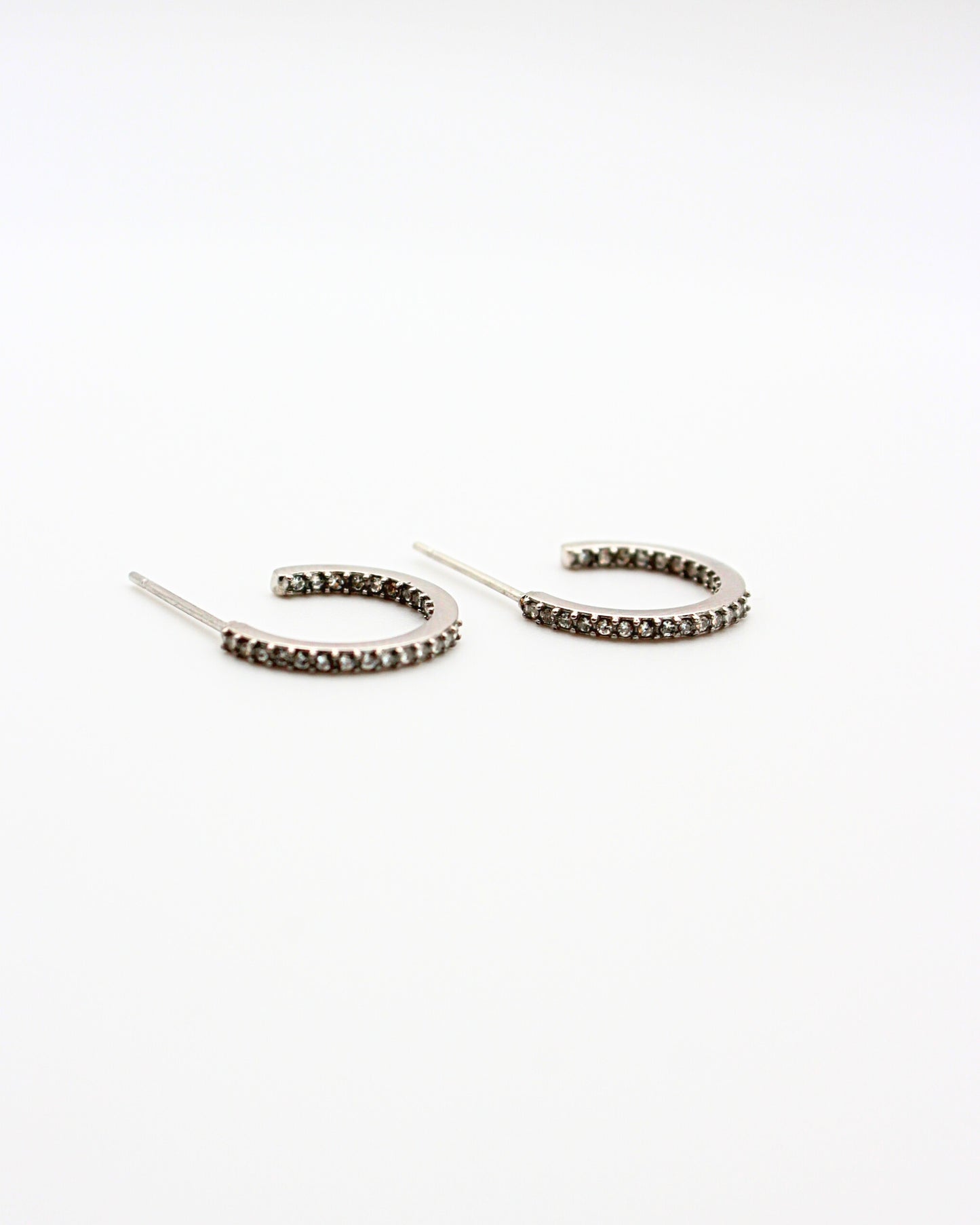 Oorringen met diamantjes