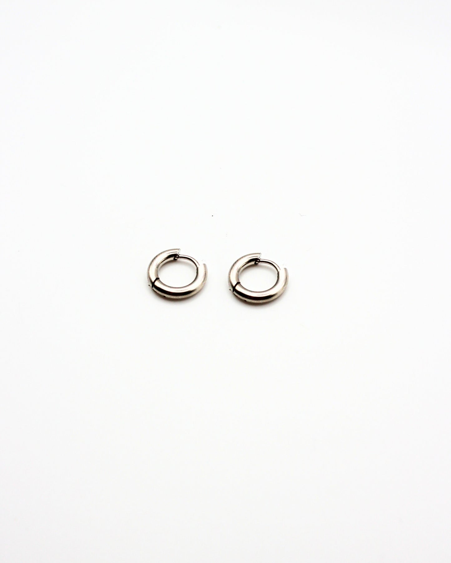 Kleine ronde basisoorbellen - 2mm