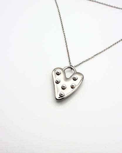 Long necklace with pearl