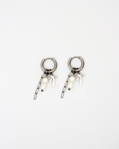 Oorbellen met strikje